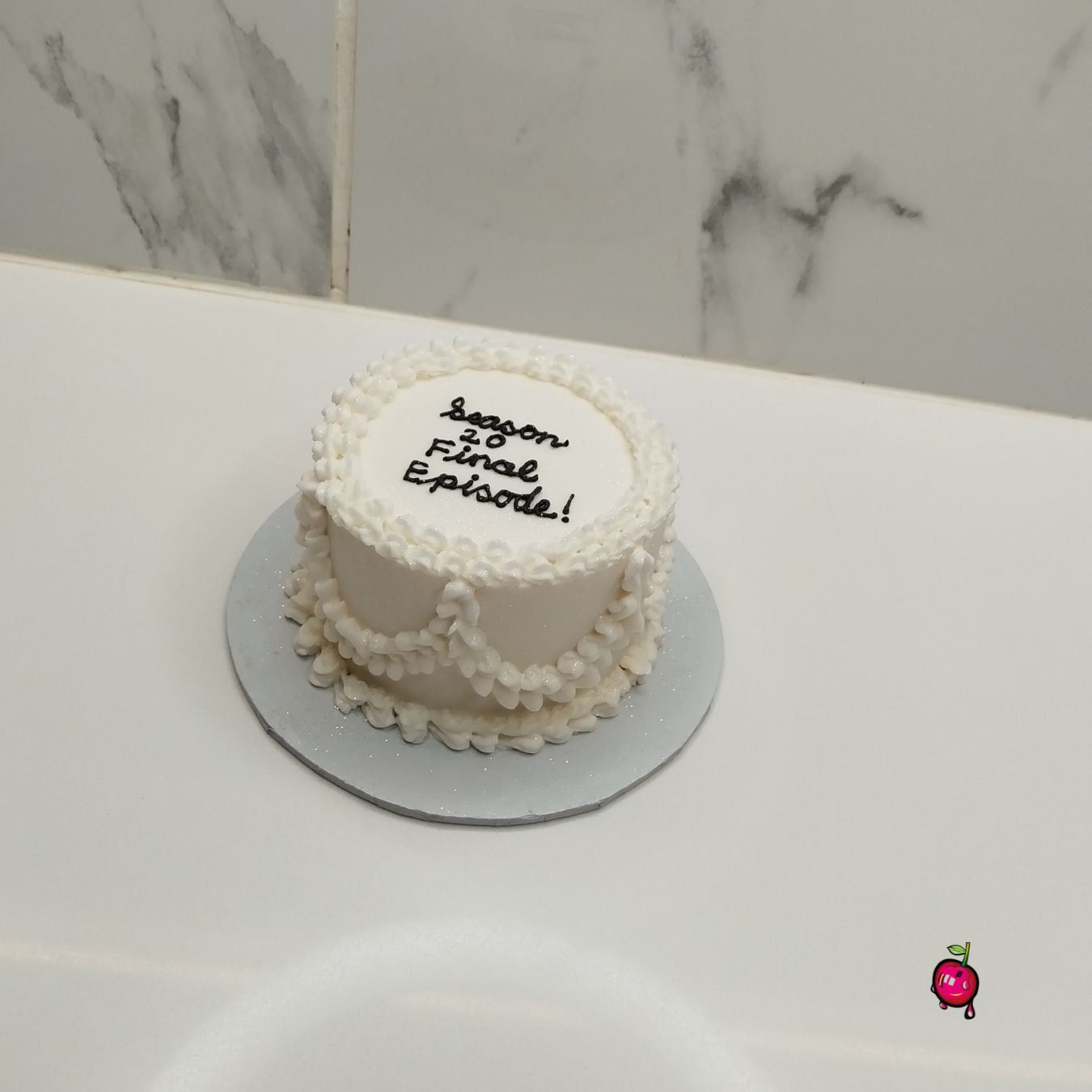 Season 20 Final Episode Vintage Birthday Bento - Lunchbox Cake