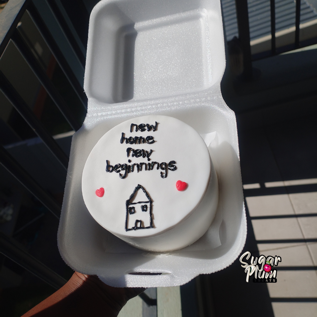 New Beginnings, New Home Lunchbox Cakes