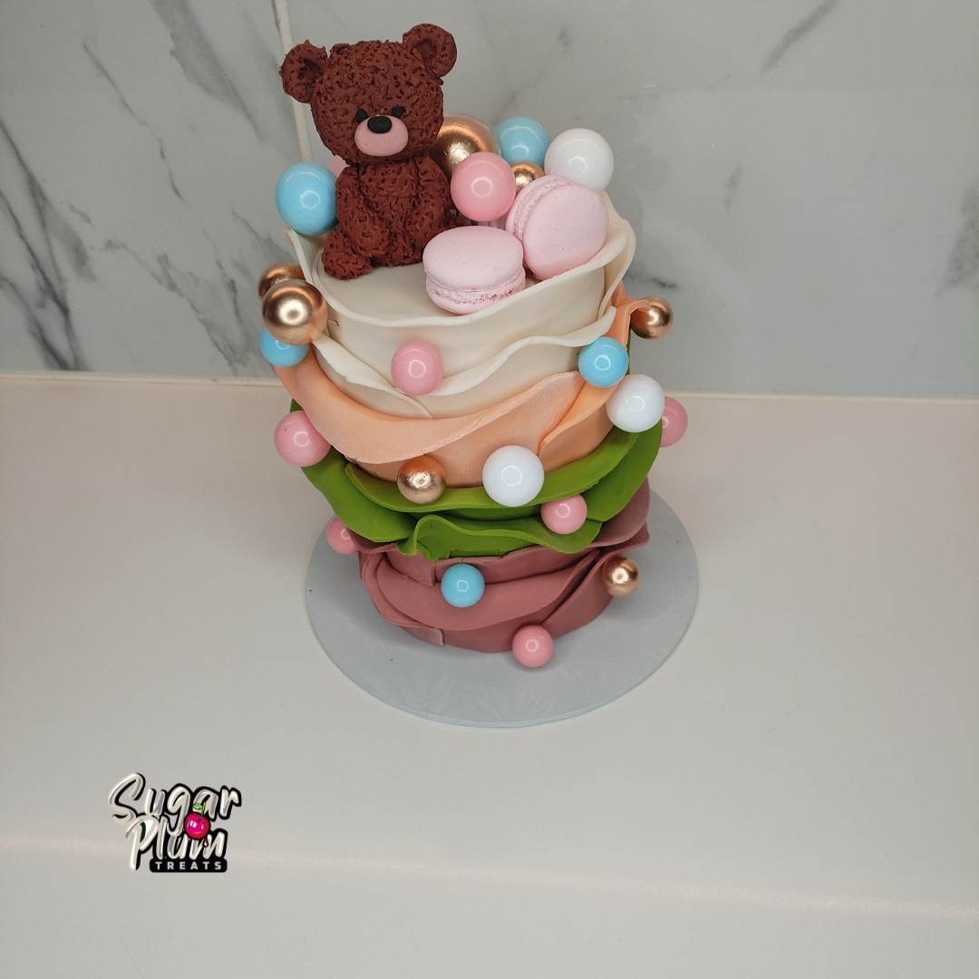 Baby Shower Rose Cake with Teddy Bear