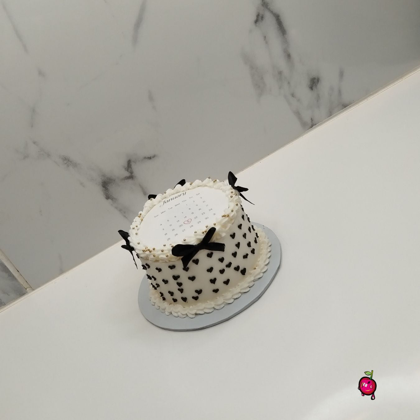 Burnaway Bento With Black Bows