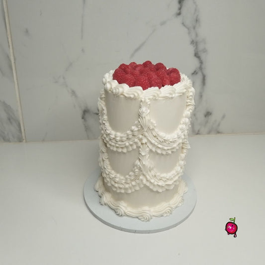 Vintage Mini Cake with Raspberries