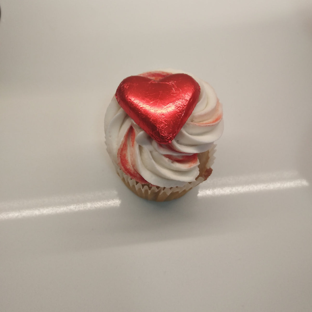 Valentines Day Cupcakes with A Real Chocolate Heart