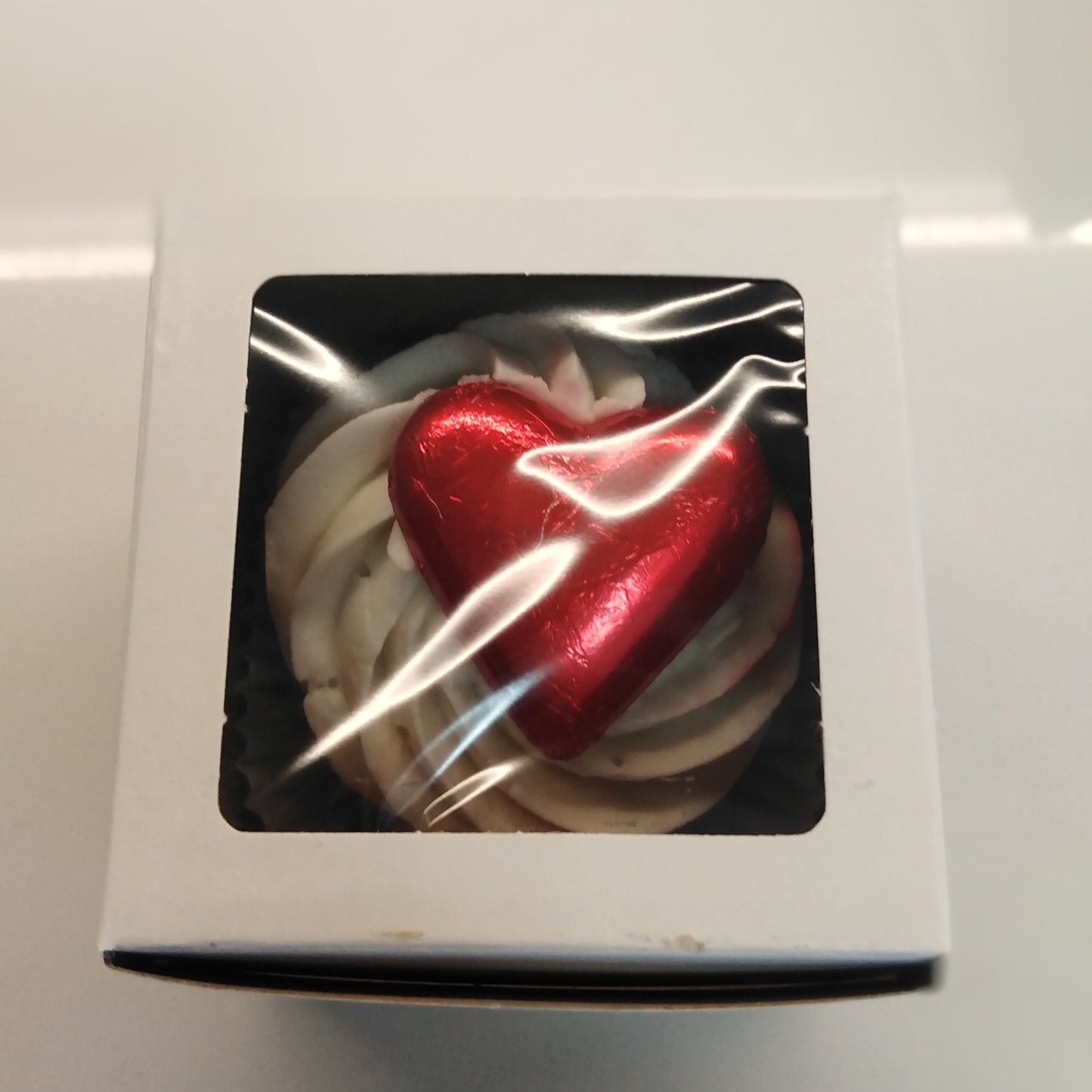 Valentines Day Cupcakes with A Real Chocolate Heart