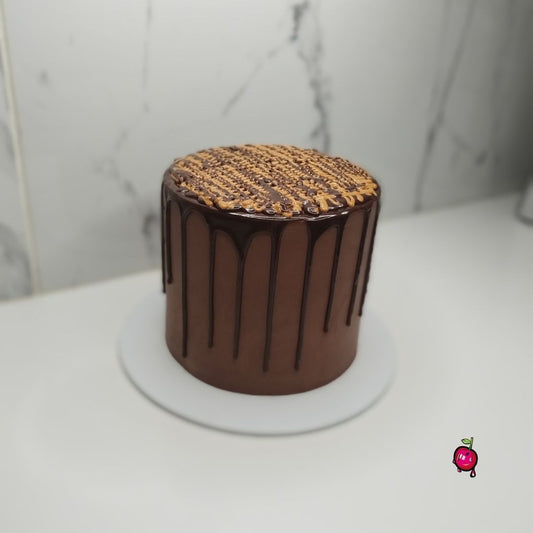 Chocolate Overload Fudge Drip Cake (20cm Full)