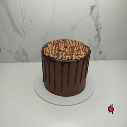 Chocolate Overload Fudge Drip Cake (20cm Full)