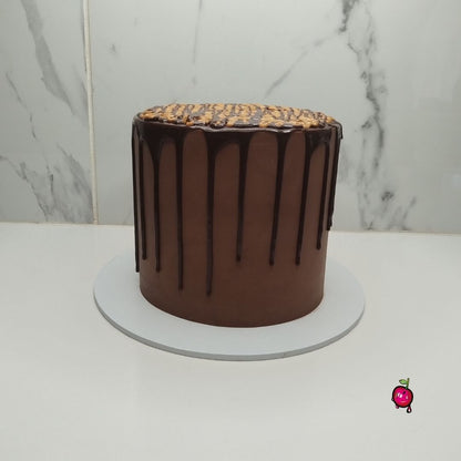 Chocolate Overload Fudge Drip Cake (20cm Full)