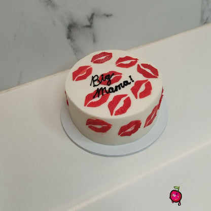 Big Mama With Kisses Bento Cake