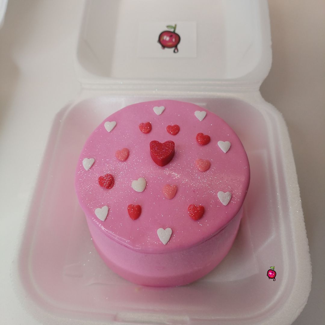 Hearts of Hearts Lunchbox Cake