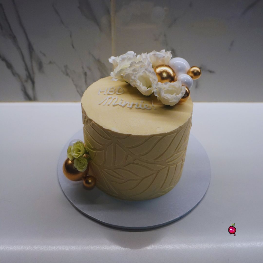 Flowers and Pearls Mini Birthday Cake