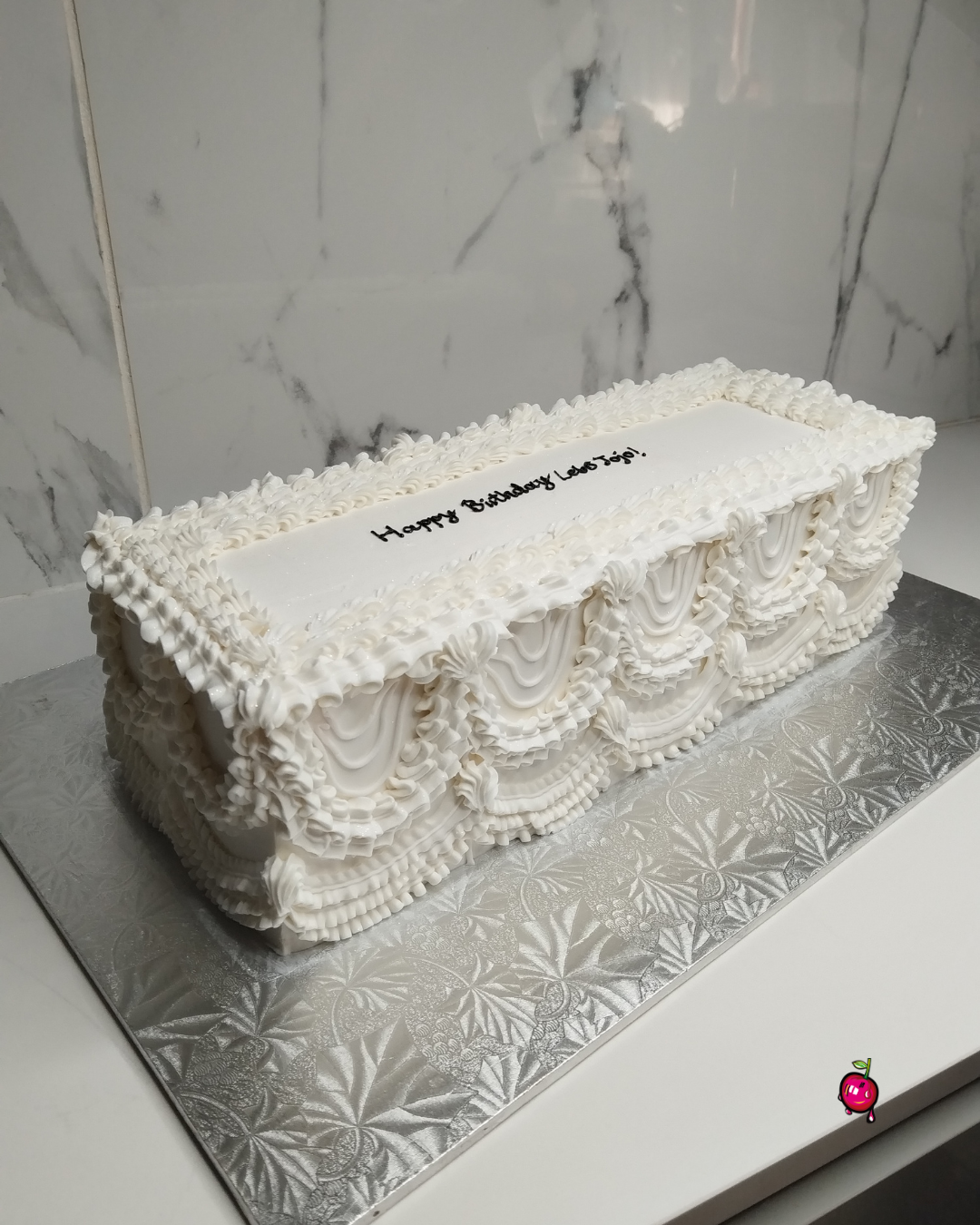 Trendy Vintage Piping Rectangular Cake