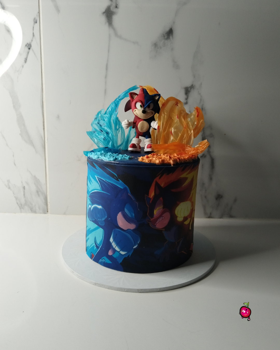 Sonic The Hedge Hog Figurine with Flames Cake