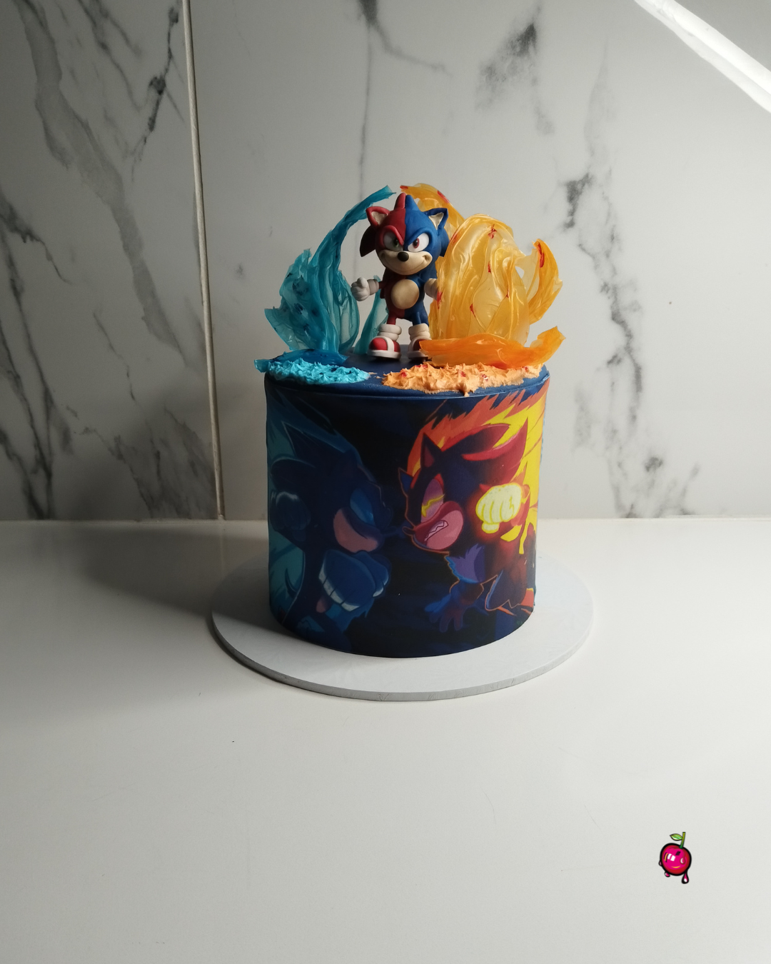 Sonic The Hedge Hog Figurine with Flames Cake