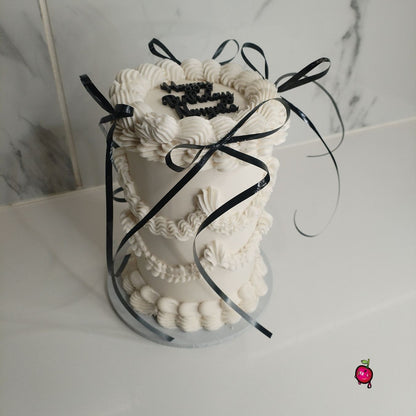 Vintage Ribbon Mini Cake