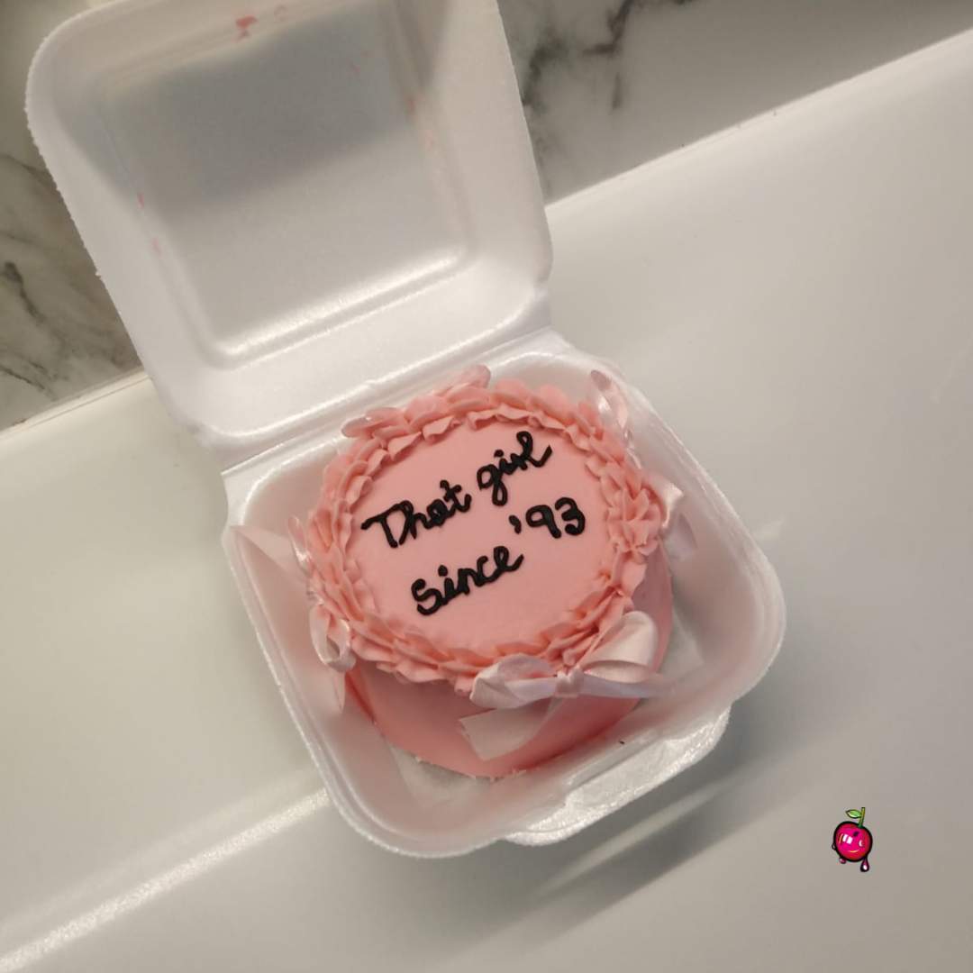 Vintage Bento Cake with Ribbons