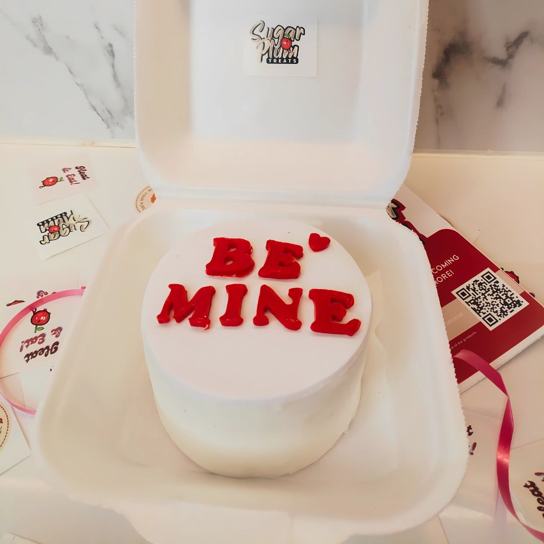 "Be Mine" Bento-Lunchbox Cake