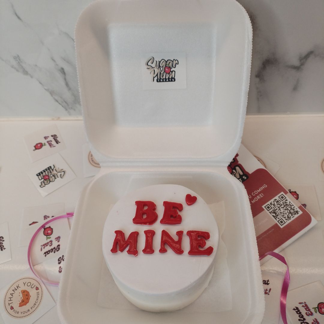 "Be Mine" Bento-Lunchbox Cake