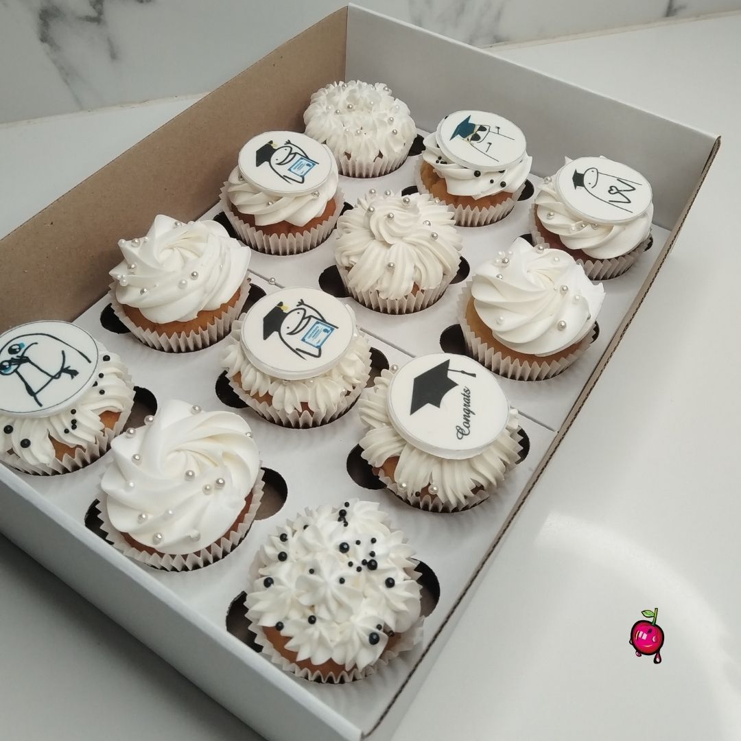 Graduation Themed Cupcakes