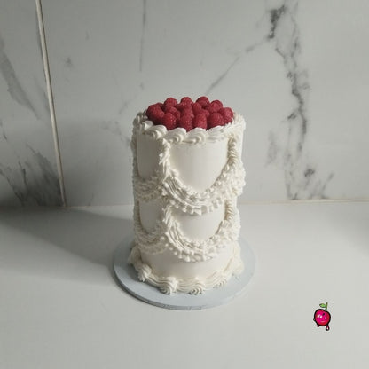 Vintage Mini Cake with Raspberries