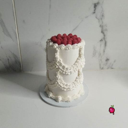 Vintage Mini Cake with Raspberries