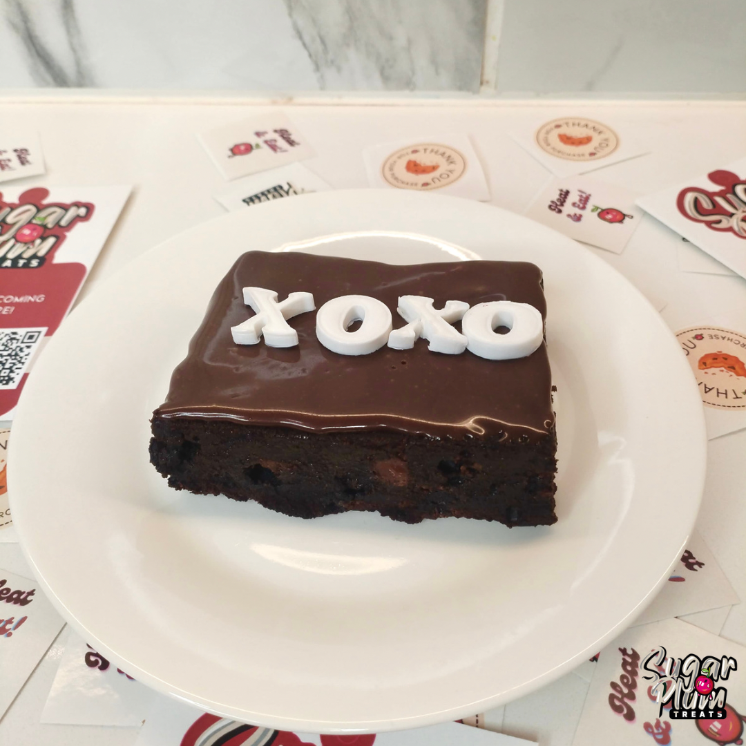 XOXO Brownie