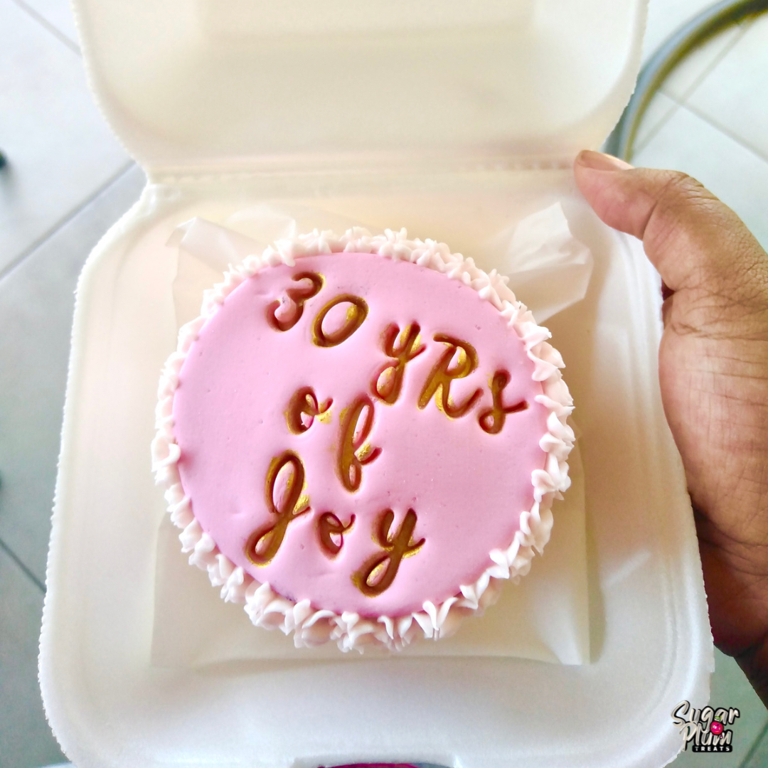 “30 years of Joy” Lunchbox Cake